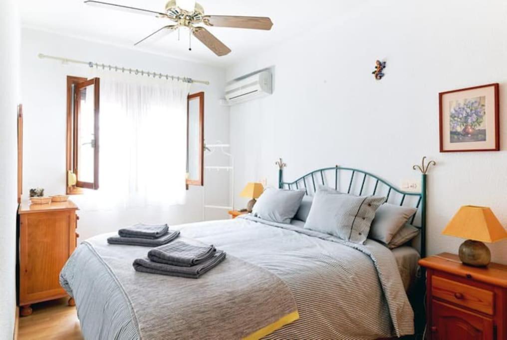 Villa Magerit, Entire Home 5 Minutes Easy Walk To Sandy Beach La Mata  Eksteriør bilde