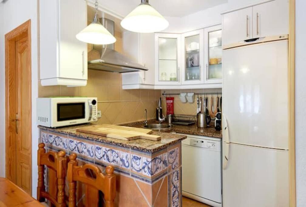 Villa Magerit, Entire Home 5 Minutes Easy Walk To Sandy Beach La Mata  Eksteriør bilde